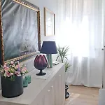 Centro Storico, Centralissimo Luxury Smeraldo Doccia Idromassaggio , Cesto Con Piccola Colazione * ראבנה