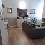 Centro Storico, Centralissimo Luxury Smeraldo Doccia Idromassaggio , Cesto Con Piccola Colazione Апартаменты *