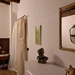 Centro Storico, Centralissimo Luxury Smeraldo Doccia Idromassaggio , Cesto Con Piccola Colazione *