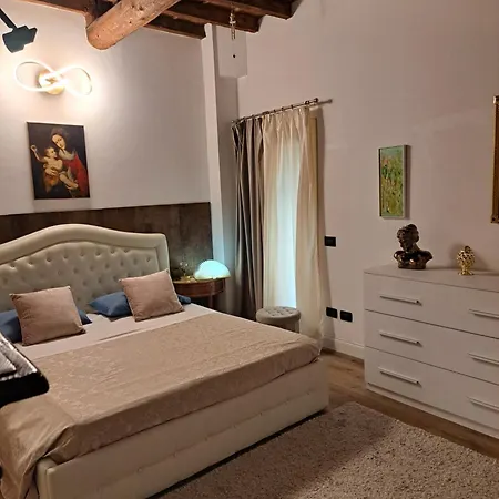 Lägenhet Centro Storico, Centralissimo Luxury Smeraldo Doccia Idromassaggio ,paniere Gratuito Con Piccola Colazione *