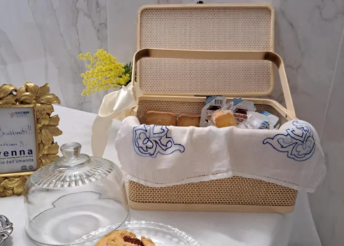 Apartment Centro Storico, Centralissimo Luxury Smeraldo Doccia Idromassaggio , Cesto Con Piccola Colazione *