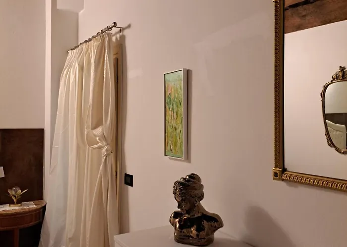 Centro Storico, Centralissimo Luxury Smeraldo Doccia Idromassaggio , Cesto Con Piccola Colazione *