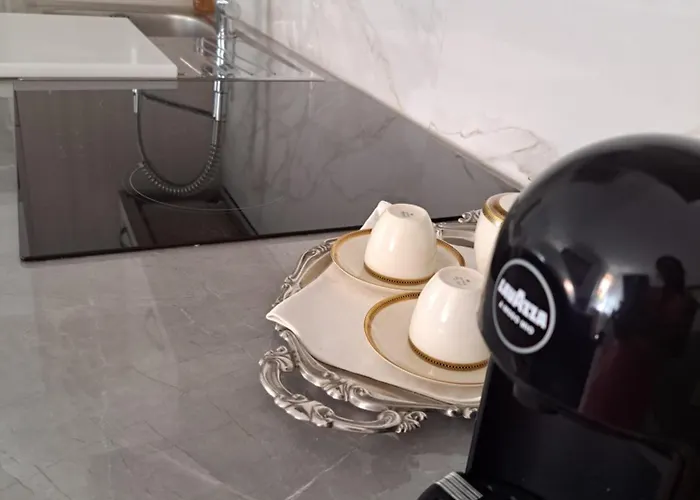 Apartment Centro Storico, Centralissimo Luxury Smeraldo Doccia Idromassaggio , Cesto Con Piccola Colazione *