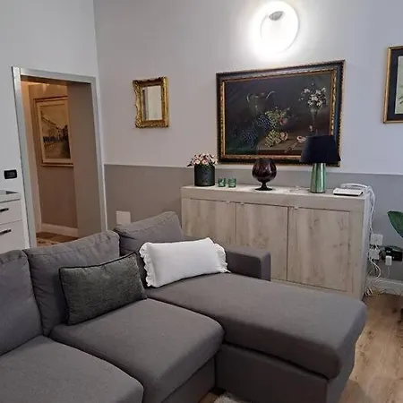 Centro Storico Luxury Smeraldo Suite: Historic Elegance With Hydromassage * Ravenna