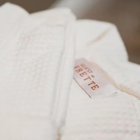 Centro Storico Luxury Smeraldo Suite: Historic Elegance With Hydromassage Apartment *
