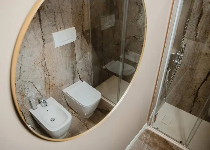 아파트 Centro Storico, Centralissimo Luxury Smeraldo Doccia Idromassaggio , Cesto Con Piccola Colazione *