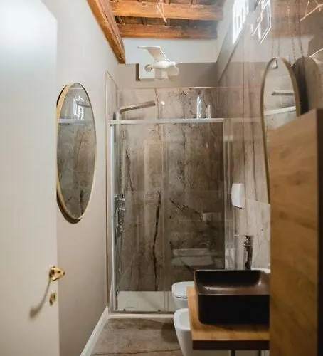 Appartement Centro Storico, Centralissimo Luxury Smeraldo Doccia Idromassaggio , Cesto Con Piccola Colazione