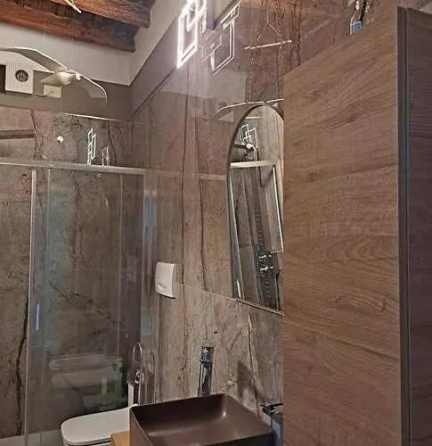 Centro Storico, Centralissimo Luxury Smeraldo Doccia Idromassaggio ,paniere Gratuito Con Piccola Colazione Ravenna